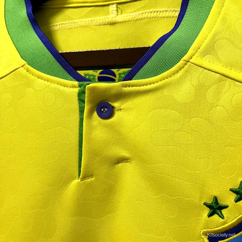 Brazil Home Long Sleeve Soccer Jersey 2022